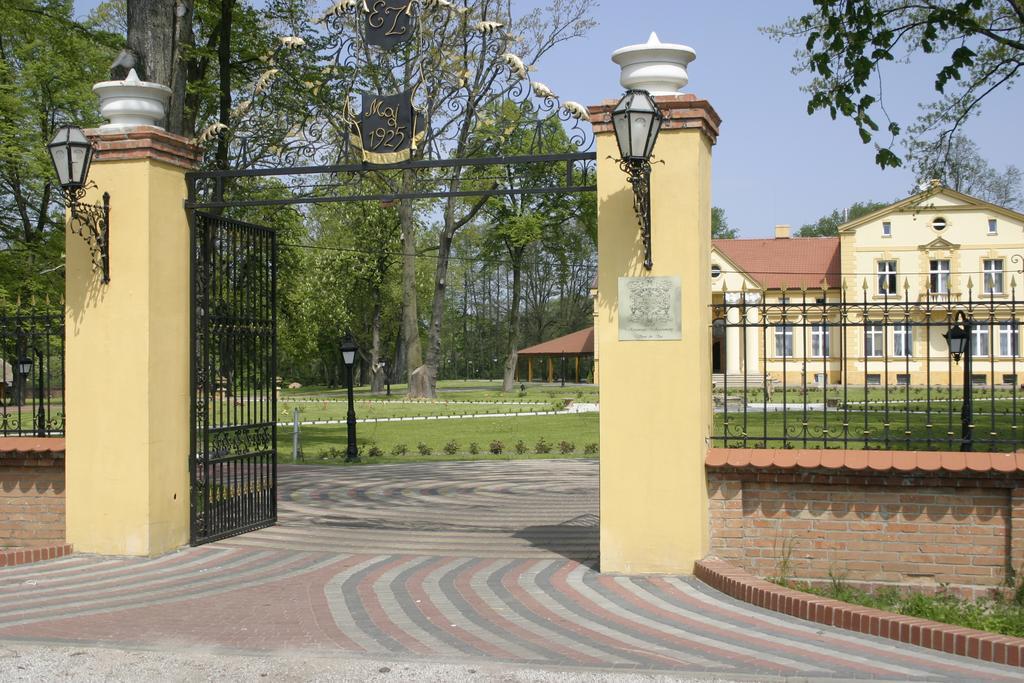 Palac Piorunow & Spa Kwiatkowice Exterior photo