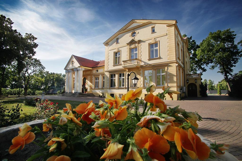 Palac Piorunow & Spa Kwiatkowice Exterior photo