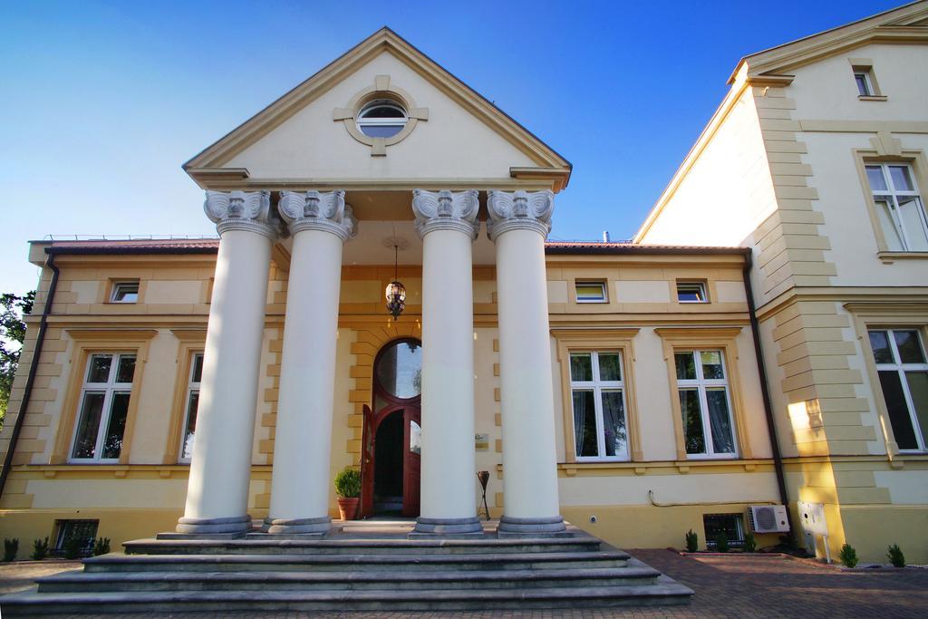 Palac Piorunow & Spa Kwiatkowice Exterior photo
